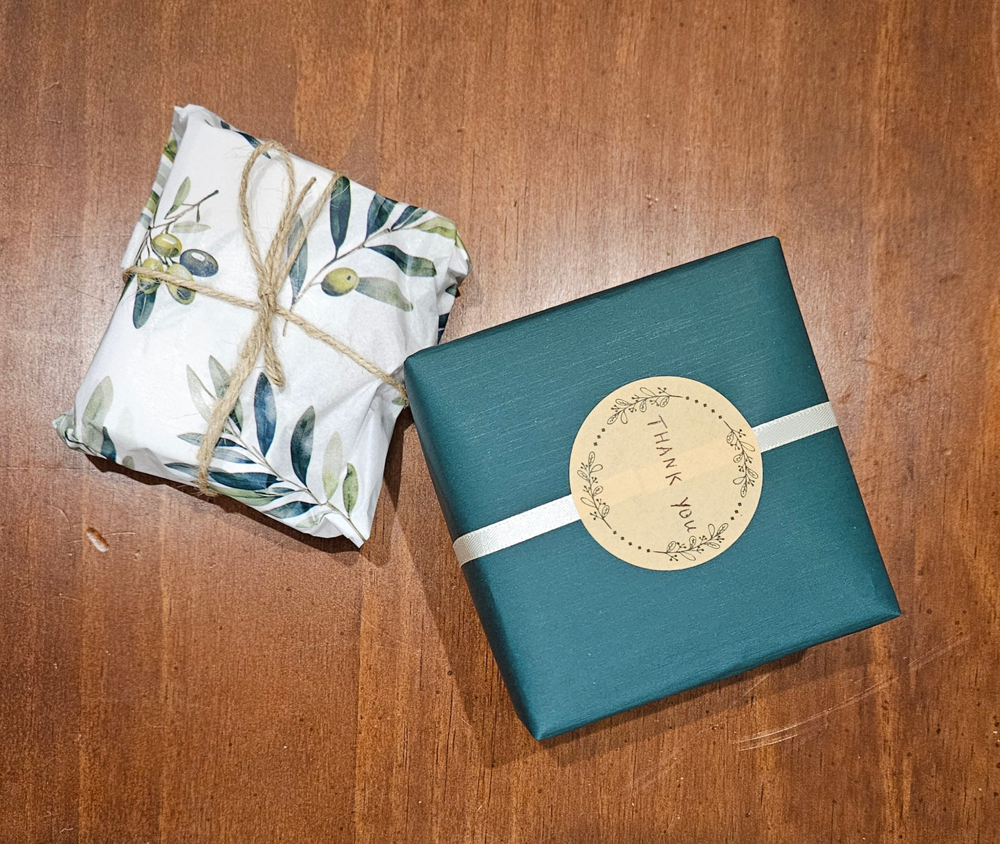 Set of 6 - Assorted Leaf Imprint Soaps